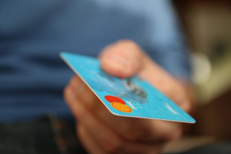 Imagem sobre como ver o número do cartão pelo aplicativo nubank?