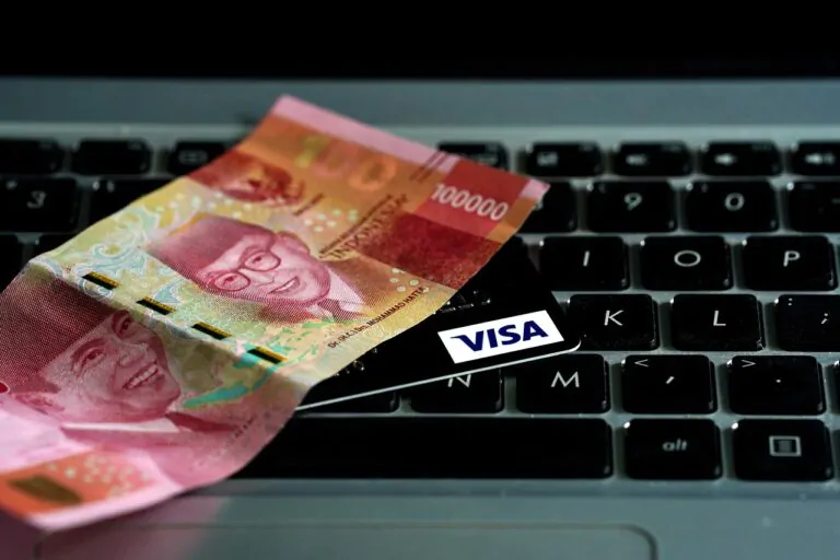 what is american express platinum card?